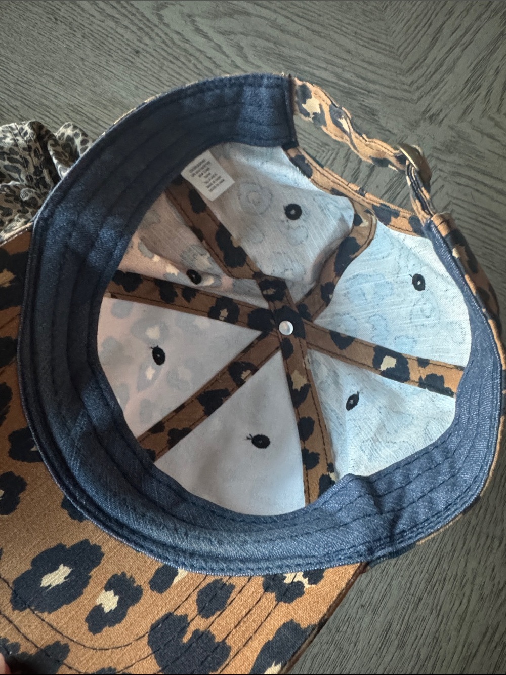 Leopard Baseball Cap bundle - Picture 3 of 3